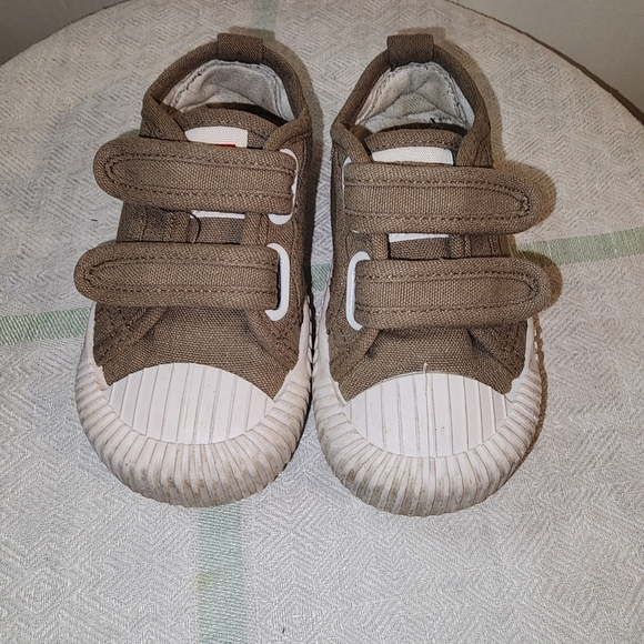 Comfy Tan Kids Sneakers - Picture 3 of 8